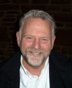 Mark Henderson image