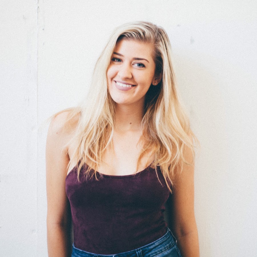 Lily Oyer image